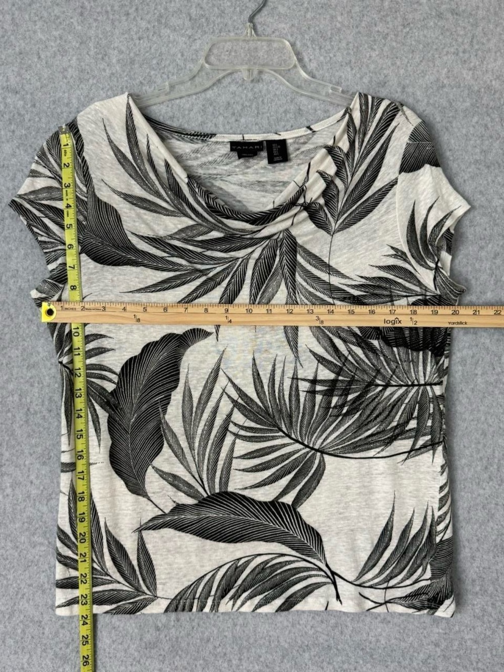 Tahari Linen Short Sleeve T-Shirt Womens Size L Blue Green Black White Lot of 2 - Picture 9 of 16